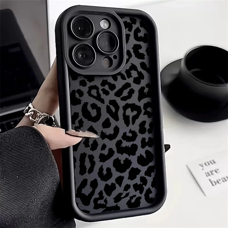 黒のヒョウ柄シリコン製スマホケース iPhone 17 11 - Phone Cases Dior のレビューと価格