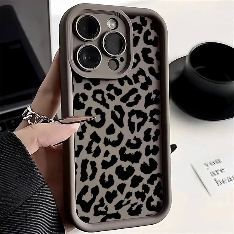 黒のヒョウ柄シリコン製スマホケース iPhone 17 11 - Phone Cases Dior のレビューと価格